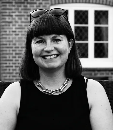 Helena, founder of Hola Gato